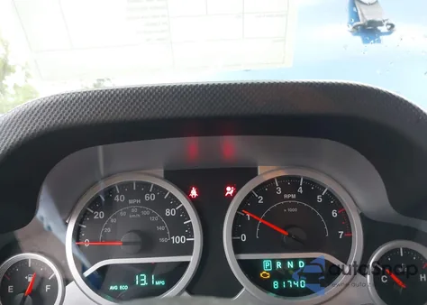 2010 Jeep Wrangler Unlimited Sport z USA, uszkodzony, nr VIN 1J4BA3H15AL152421